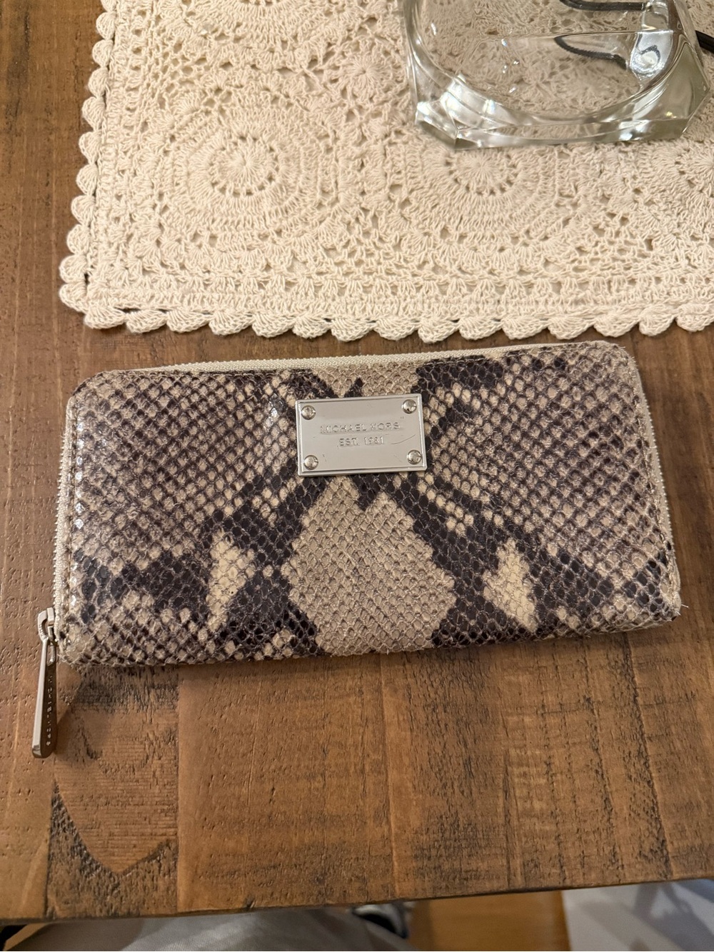 Michael Kors Python/Snake-Print Shoulder Bag & Wallet - Picture 6 of 9